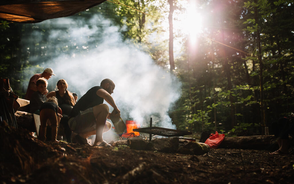 Winter Camping (yes, it's a thing)