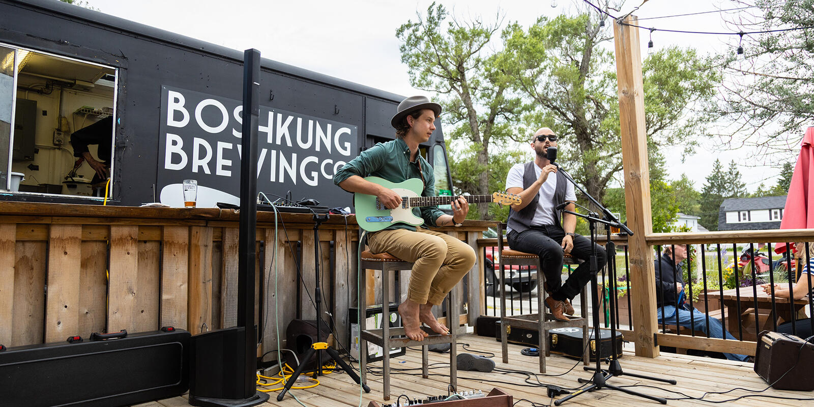 Rockin' Patios for Live Music Come Wander